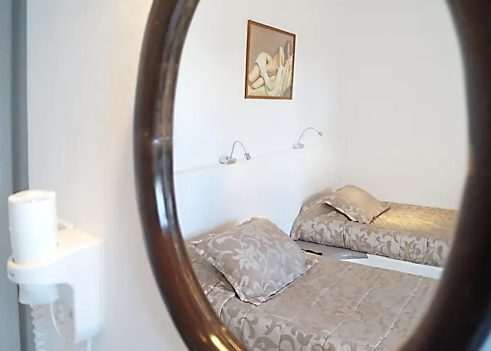 Ξενοδοχείο Tataki 2*