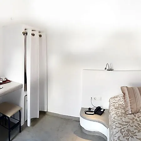 Tataki Hotel