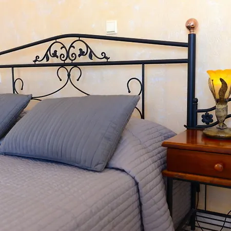 Hotel Tataki 2*
