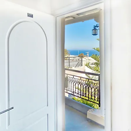Hotel Tataki Fira (Santorini)
