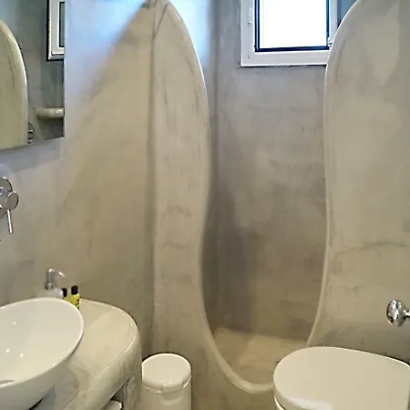 Tataki 2* Fira (Santorini)