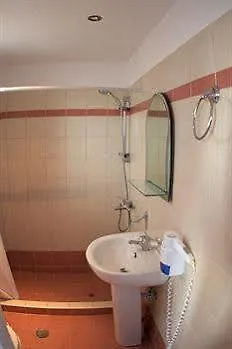 Hotel Tataki