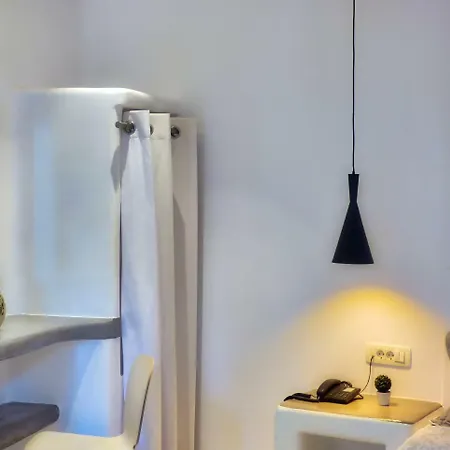 Tataki Hotel Fira (Santorini)