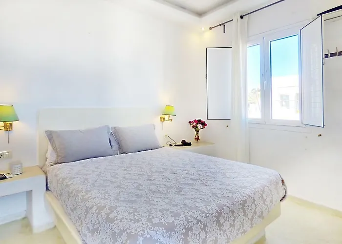 Tataki 2* Fira (Santorini)